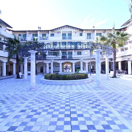 Cytrus Apartament Vila Marina di Massa Exterior foto
