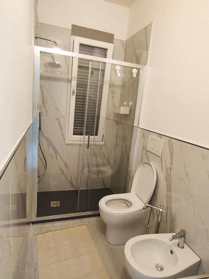 Cytrus Apartament Vila Marina di Massa Exterior foto
