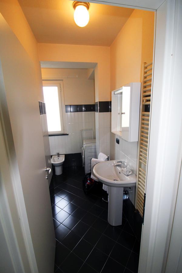 Cytrus Apartament Vila Marina di Massa Exterior foto